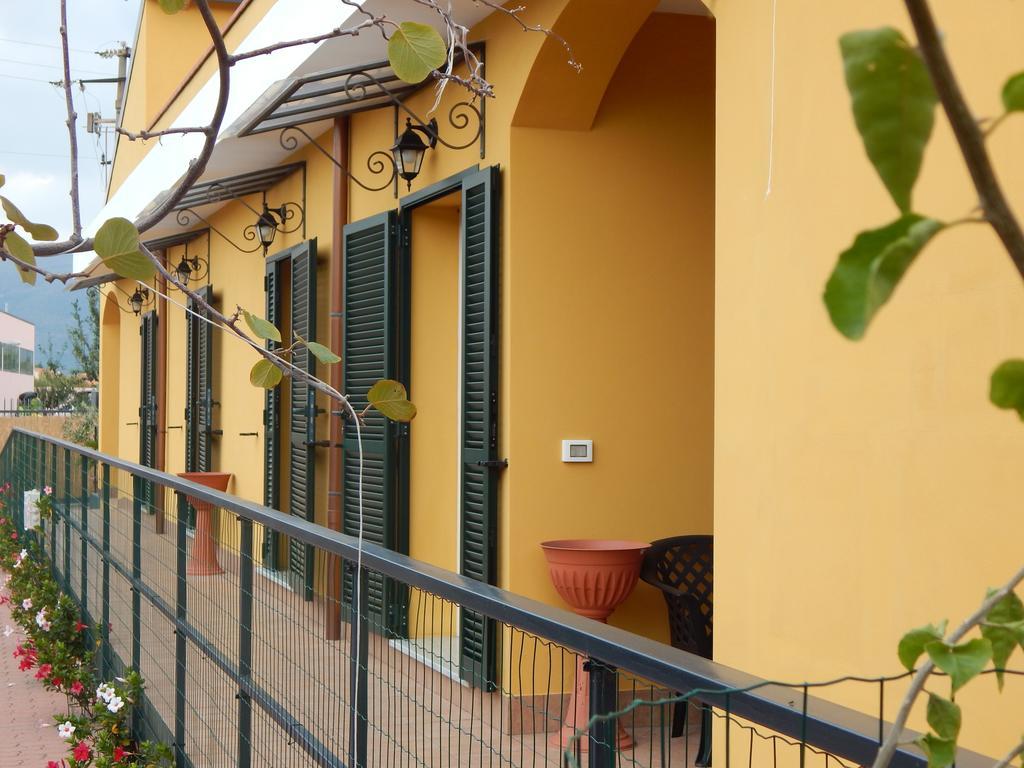 Il Melograno Villa อัลเบงกา ภายนอก รูปภาพ